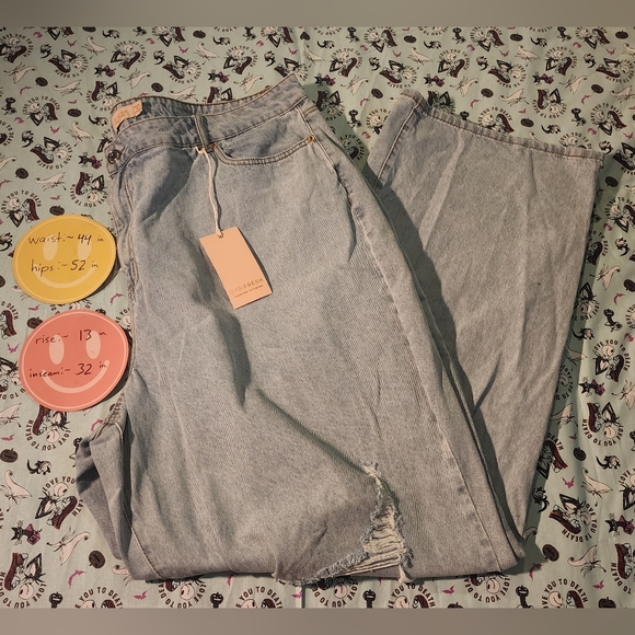 Fashion to Figure Light Blue Straight Leg Jeans - Picture 1 of 6